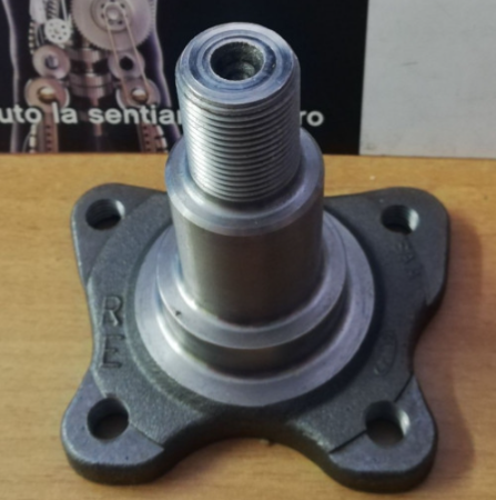 Ось задней ступицы Escort 1991->  RH