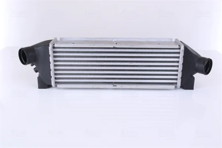 Радиатор интеркулера Transit V-184 2.0TDI 2000-2006  4522846