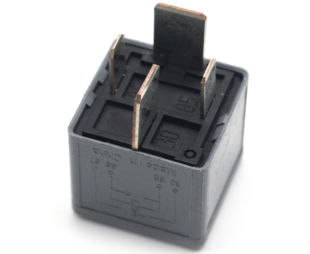 Реле 70A Fiesta 1998-2025 / Transit 1995-2025 / Connect 2002-2013 / Kuga / Focus 1998-2025 / Mondeo 2000-2025